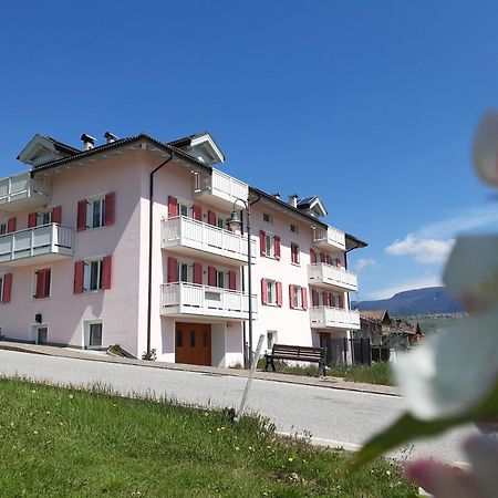 Casa Vacanze Rosa Brez Exteriör bild