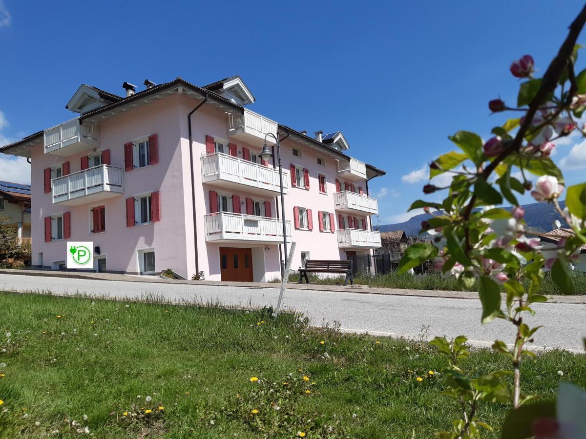 Casa Vacanze Rosa Brez Exteriör bild