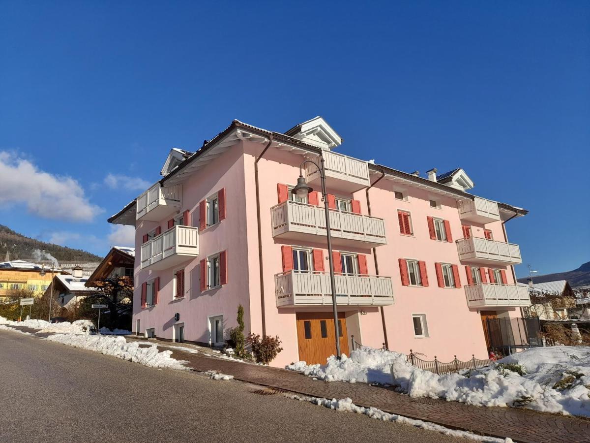 Casa Vacanze Rosa Brez Exteriör bild