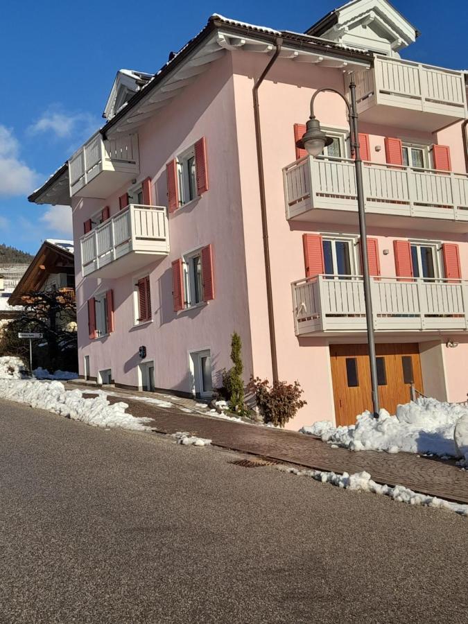 Casa Vacanze Rosa Brez Exteriör bild