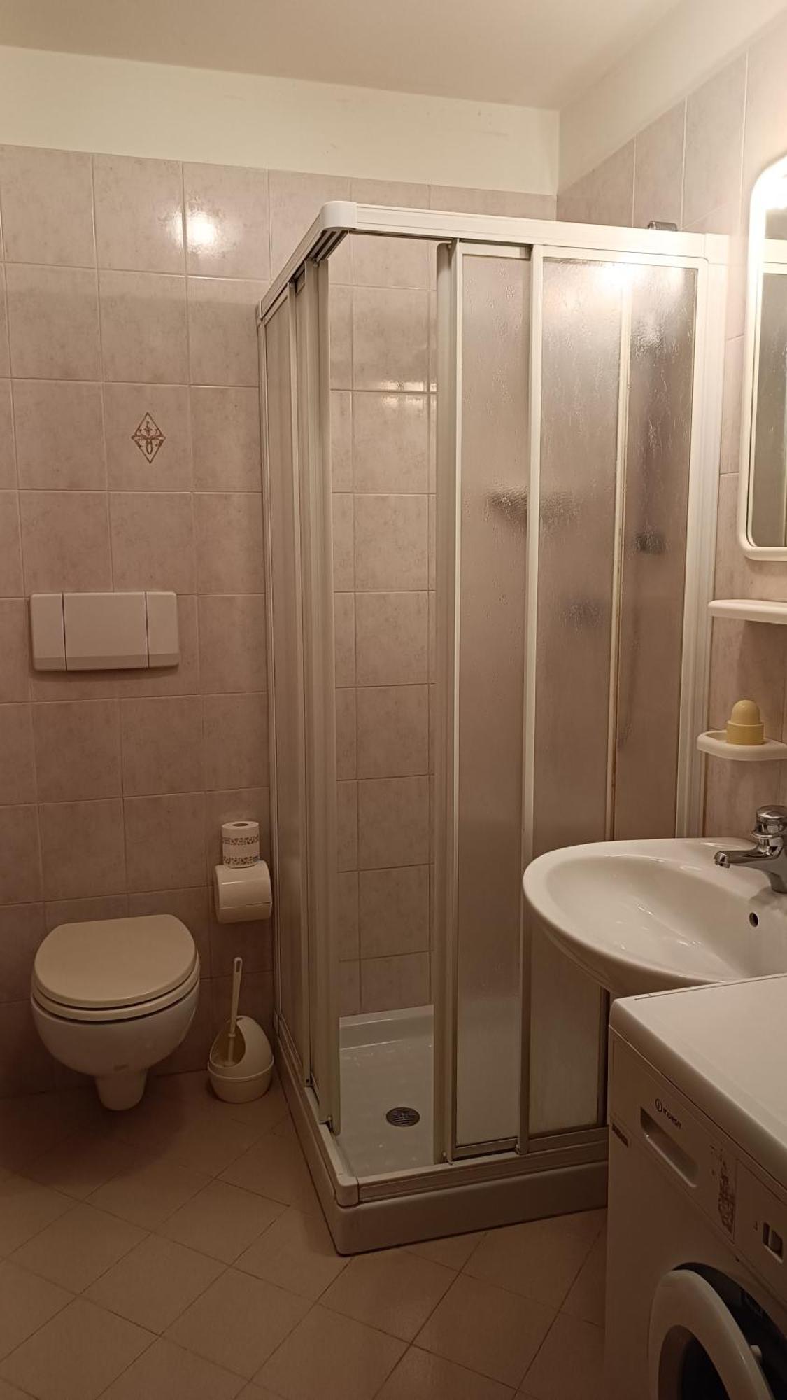 Casa Vacanze Rosa Brez Exteriör bild